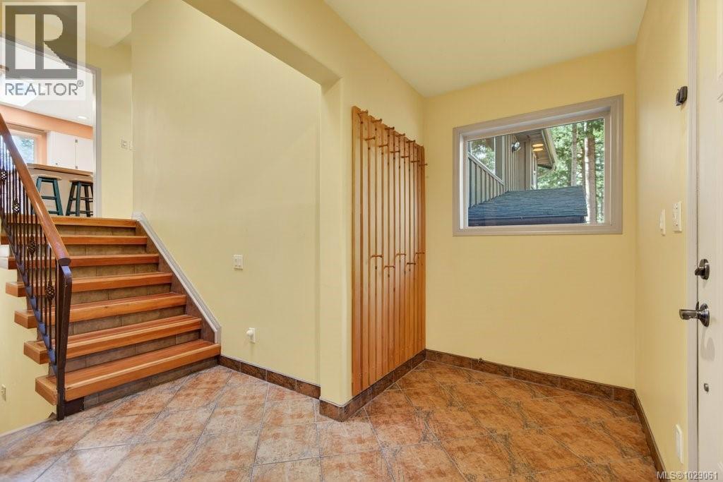 1931 Thurber Rd, Comox, British Columbia  V9M 3Z5 - Photo 7 - 1029061