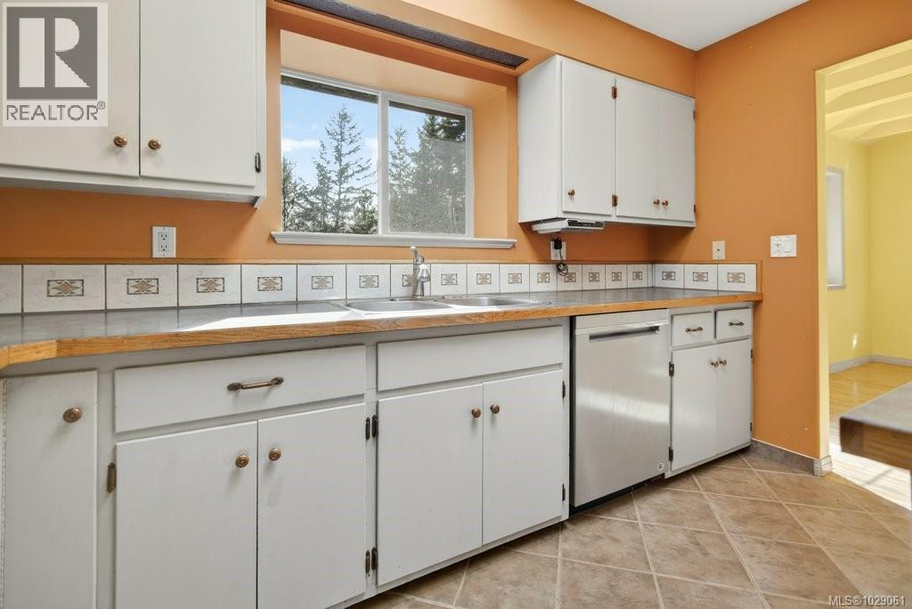 1931 Thurber Rd, Comox, British Columbia  V9M 3Z5 - Photo 22 - 1029061