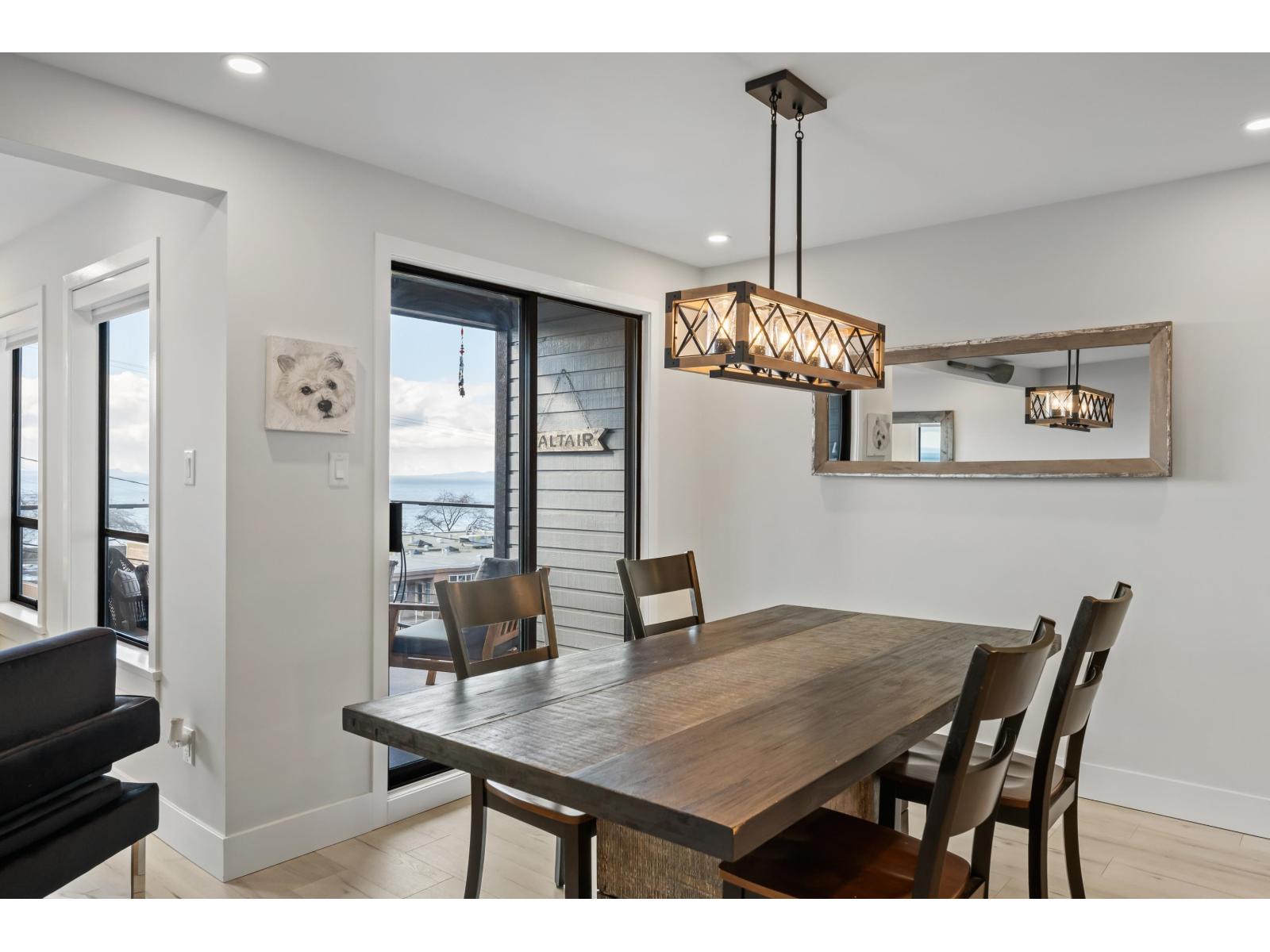 Listing Picture 12 of 40 : 2 14985 VICTORIA AVENUE, White Rock - 魯藝地產 Yvonne Lu Group - MLS Medallion Club Member