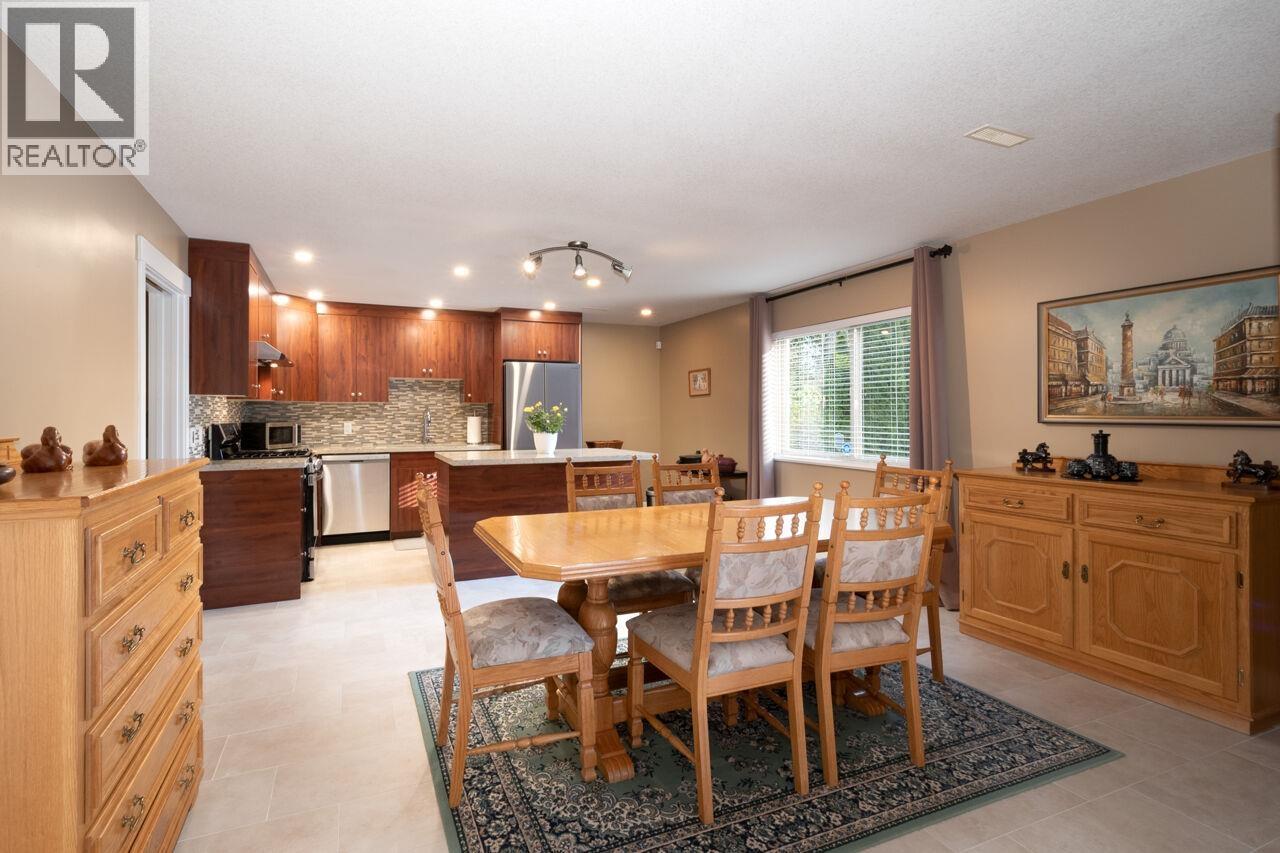 3 Maple Drive, Port Moody, British Columbia  V3H 5M8 - Photo 32 - R3099983