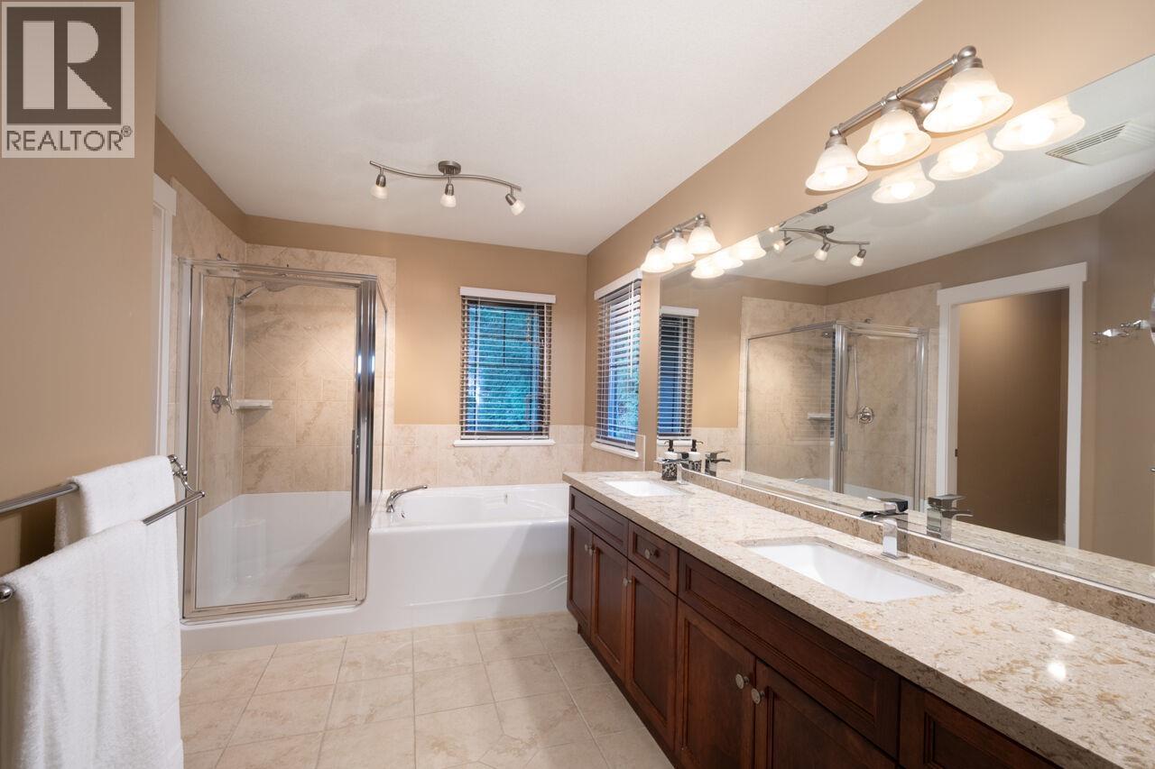 3 Maple Drive, Port Moody, British Columbia  V3H 5M8 - Photo 25 - R3099983