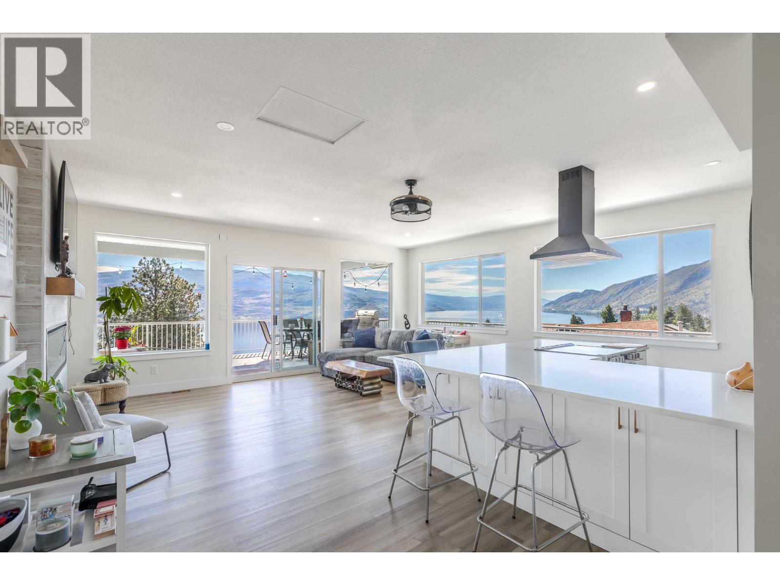 6471 Vernon Avenue, Peachland, British Columbia  V0H 1X8 - Photo 8 - 10379482