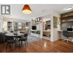 310 1673 LLOYD AVENUE, North Vancouver, British Columbia