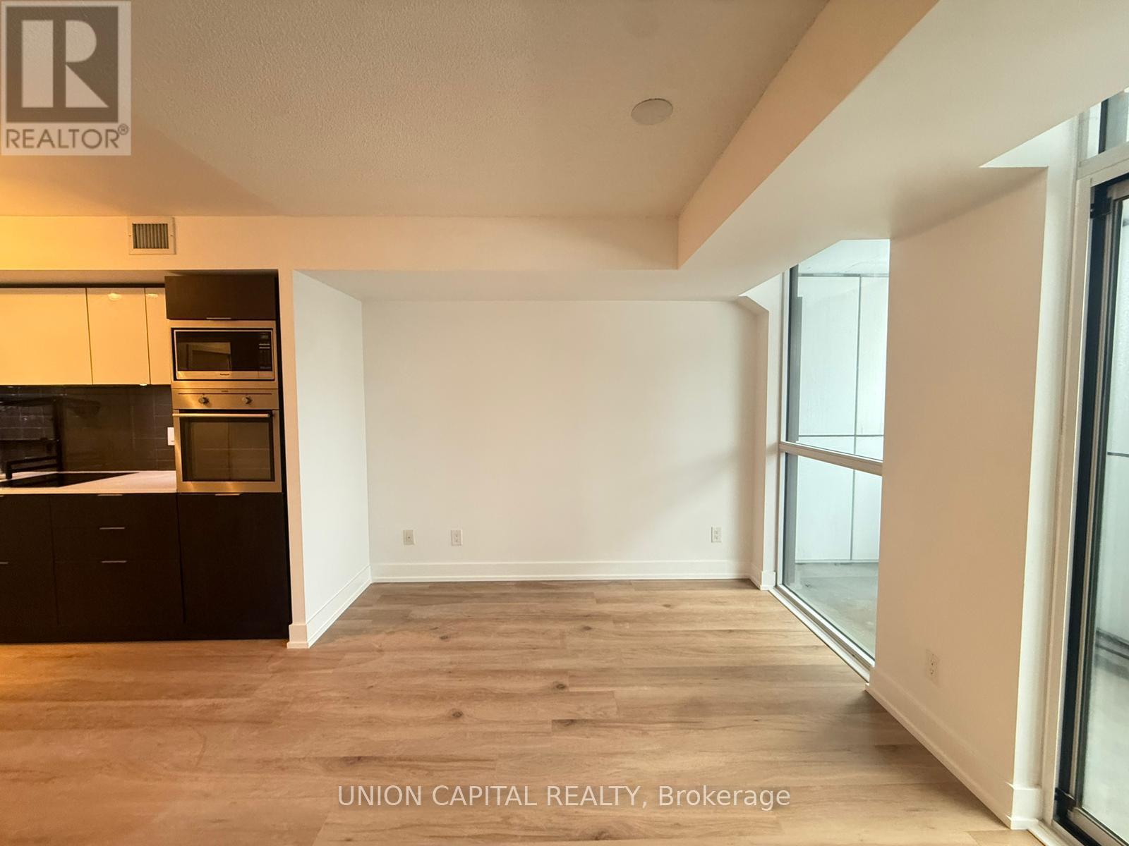 701 - 318 Richmond Street W, Toronto (Waterfront Communities), Ontario  M5V 0B4 - Photo 15 - C12889346