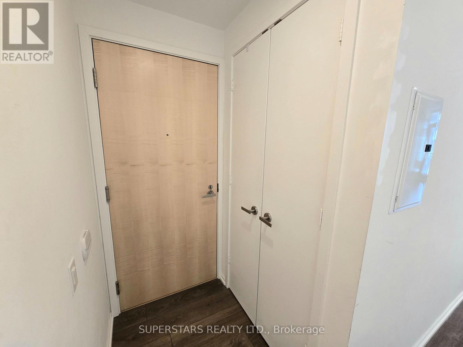 1008 - 45 Charles Street, Toronto, Ontario  M4Y 0B8 - Photo 8 - C12874140