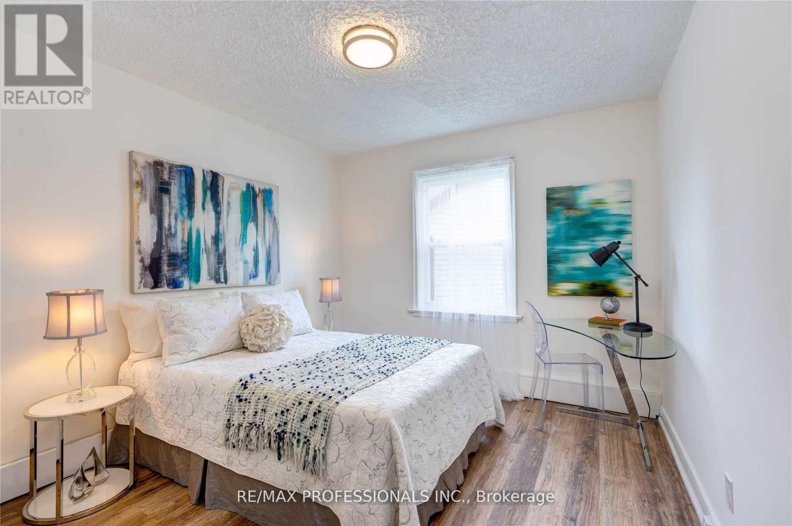 4 - 284 Gledhill Avenue, Toronto, Ontario  M4C 4L1 - Photo 6 - E12889286