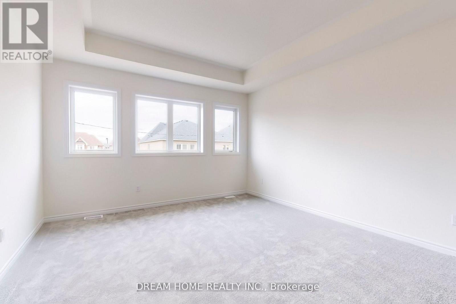 7 Charles White Court, East Gwillimbury, Ontario  L9N 0T7 - Photo 24 - N12889330