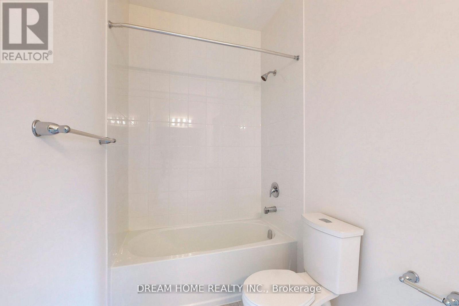 7 Charles White Court, East Gwillimbury, Ontario  L9N 0T7 - Photo 35 - N12889330