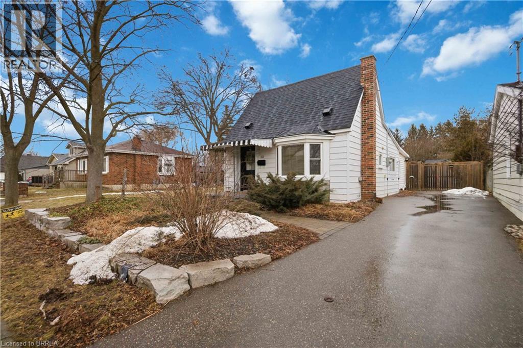 112 HAROLD Avenue, Brantford, Ontario