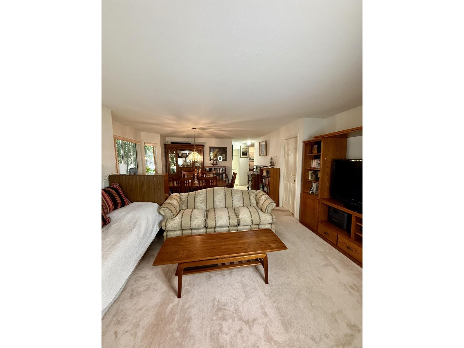 107 16031 82 Avenue, Surrey, British Columbia  V4N 0N4 - Photo 6 - R3099065