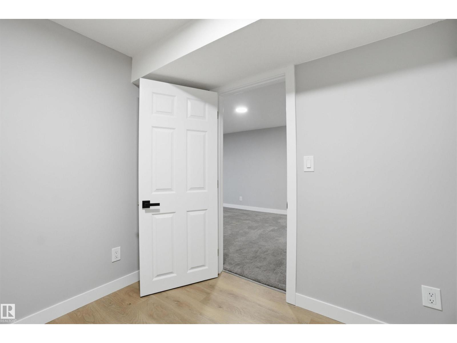 225 Harrison Dr Nw, Edmonton, Alberta  T5A 2X5 - Photo 35 - E4477675