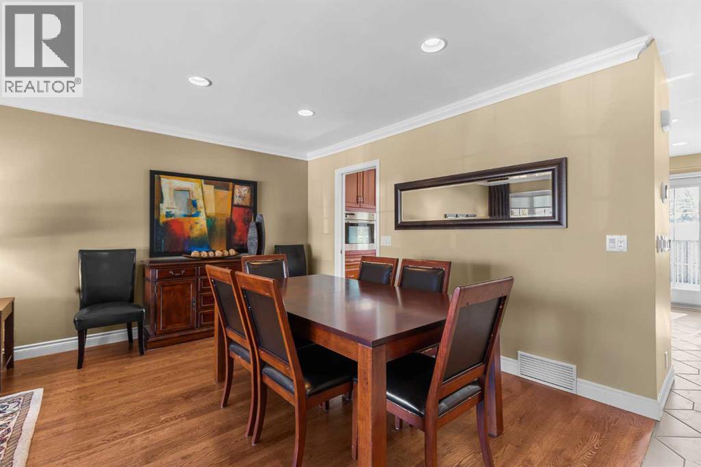 88 Bermondsey Way Nw, Calgary, Alberta  T3K 1V4 - Photo 5 - A2293475