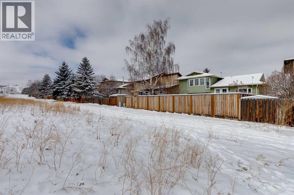88 Bermondsey Way Nw, Calgary, Alberta  T3K 1V4 - Photo 44 - A2293475