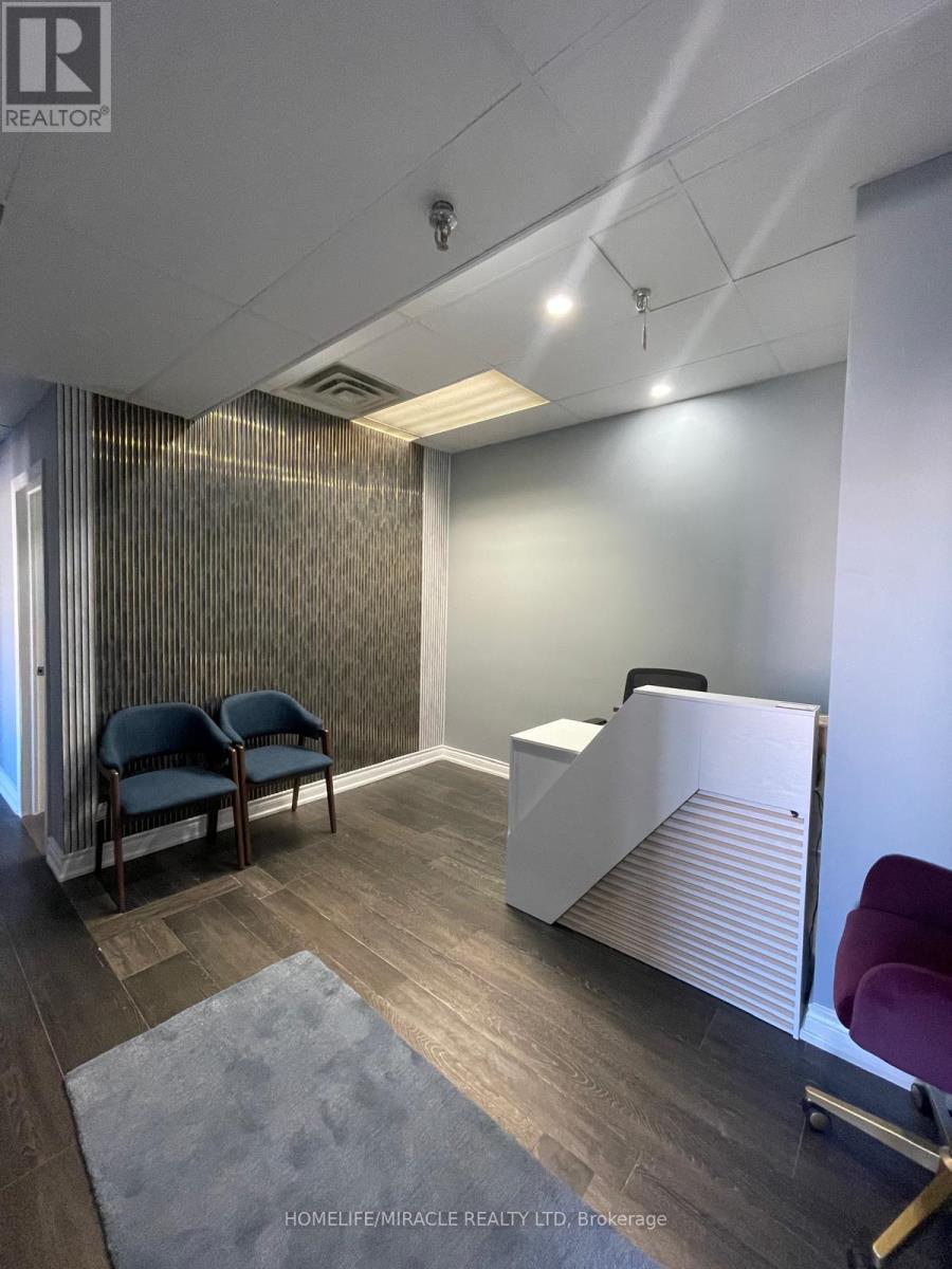 211-P - 2359 Royalwindsor Drive, Mississauga, Ontario  L5J 4S9 - Photo 3 - W12889308