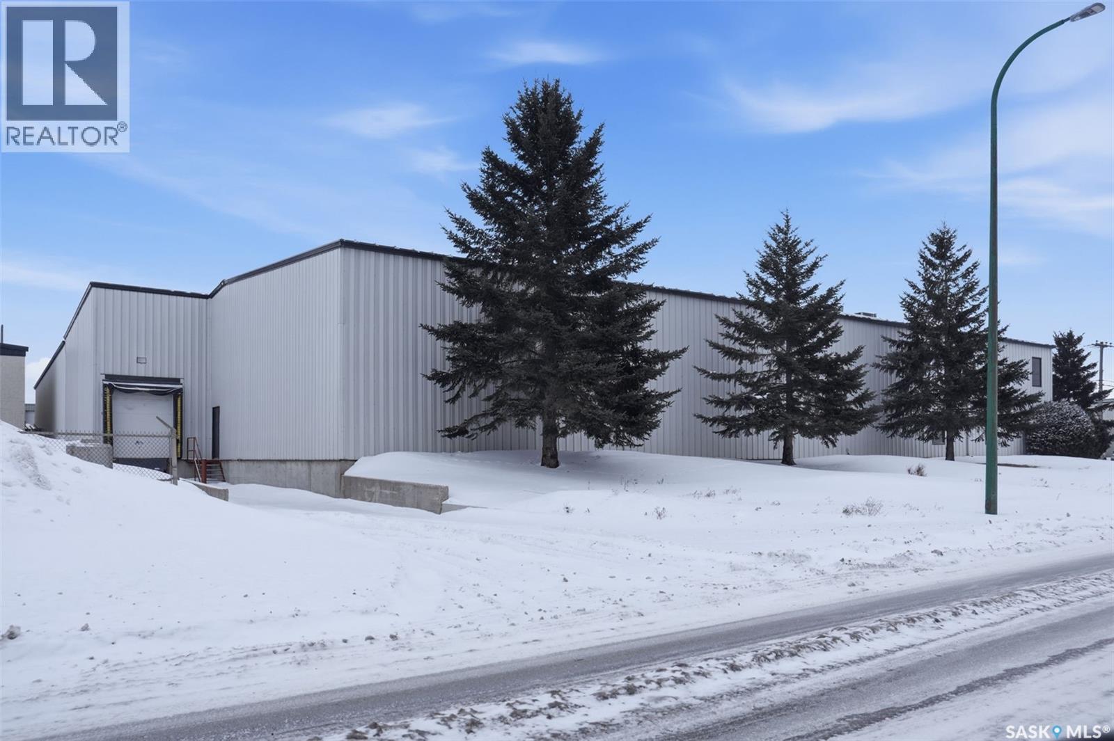 210 44th Street E, Saskatoon, Saskatchewan  S7K 8A7 - Photo 3 - SK030575