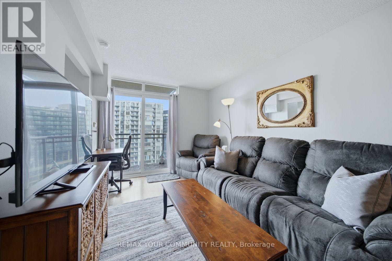1526 - 38 Joe Shuster Way, Toronto, Ontario M6K 0A5 - Photo 15 - W12862034