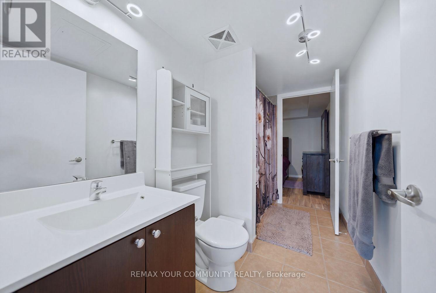 1526 - 38 Joe Shuster Way, Toronto, Ontario M6K 0A5 - Photo 25 - W12862034