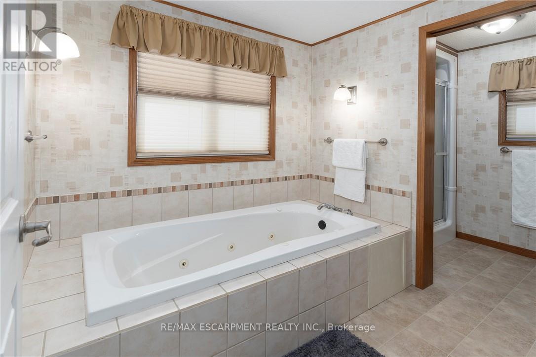 1161 4th Concession Road W, Hamilton, Ontario  L8B 0X3 - Photo 14 - X12889290