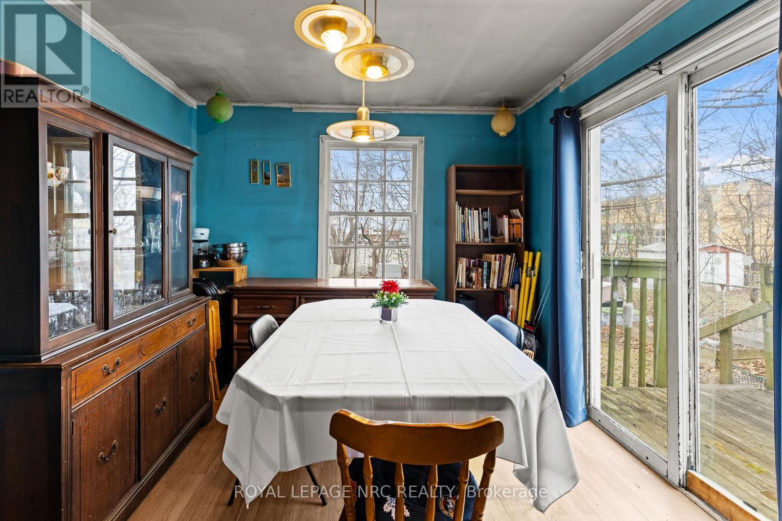 385 Crowland Avenue, Welland, Ontario  L3B 1X5 - Photo 14 - X12889306