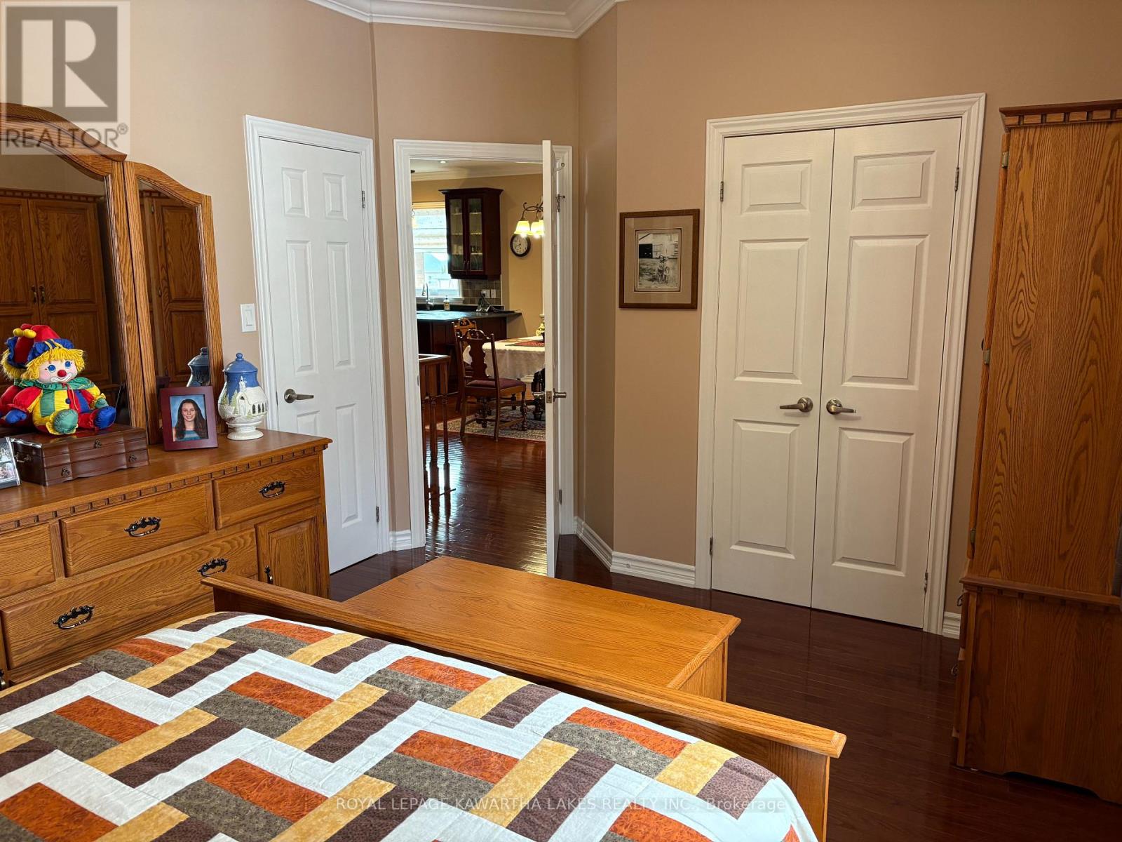 8 Ellis Crescent, Kawartha Lakes, Ontario  K9V 0A4 - Photo 26 - X12889426