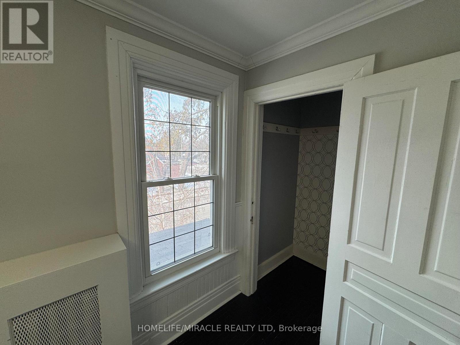 181 Centre Street N, Oshawa, Ontario L1G 4C4 - Photo 13 - E12878734