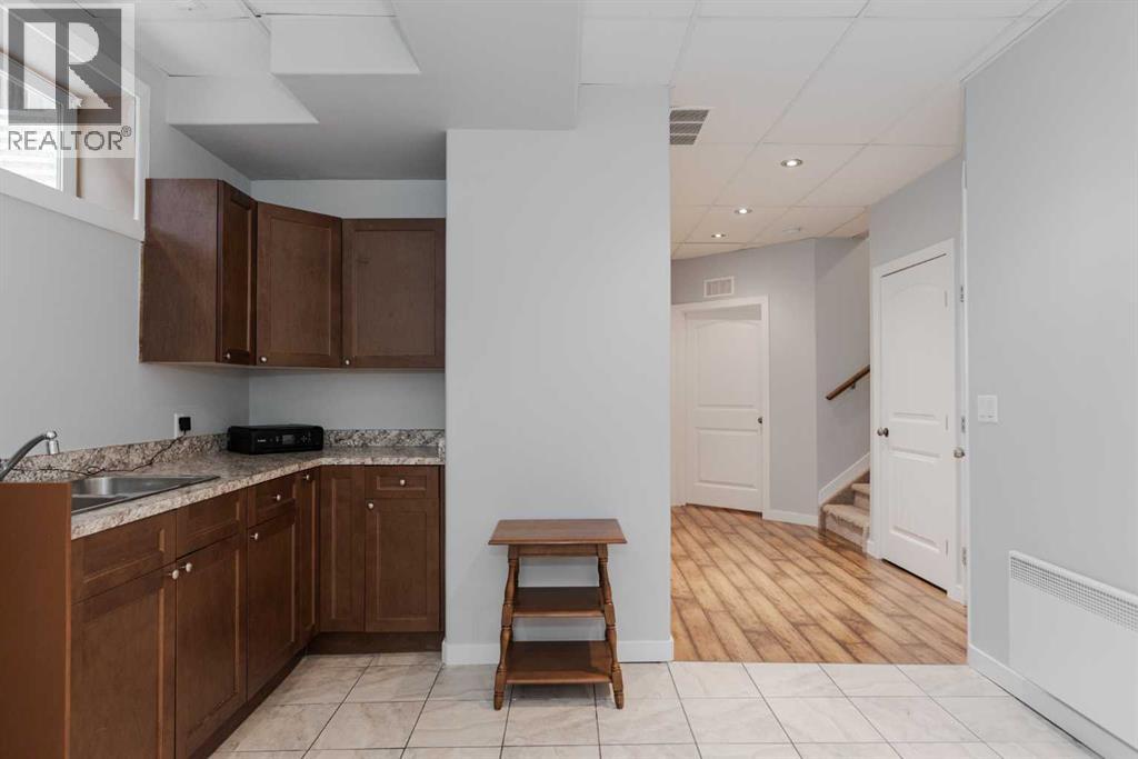 129 Honeysuckle Way, Fort Mcmurray, Alberta  T9K 0M8 - Photo 23 - A2279479