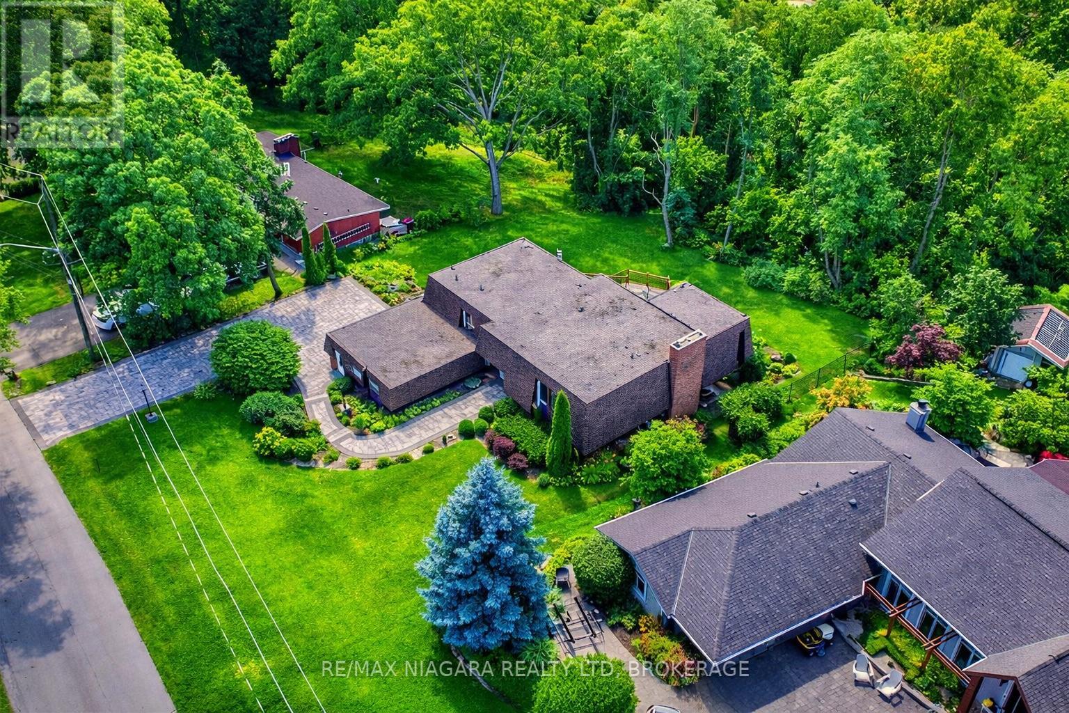 50 MELROSE DRIVE, Niagara-on-the-Lake, Ontario