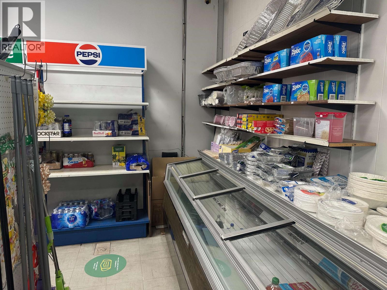 Unknown Address, ,    - Photo 7 - C8077050