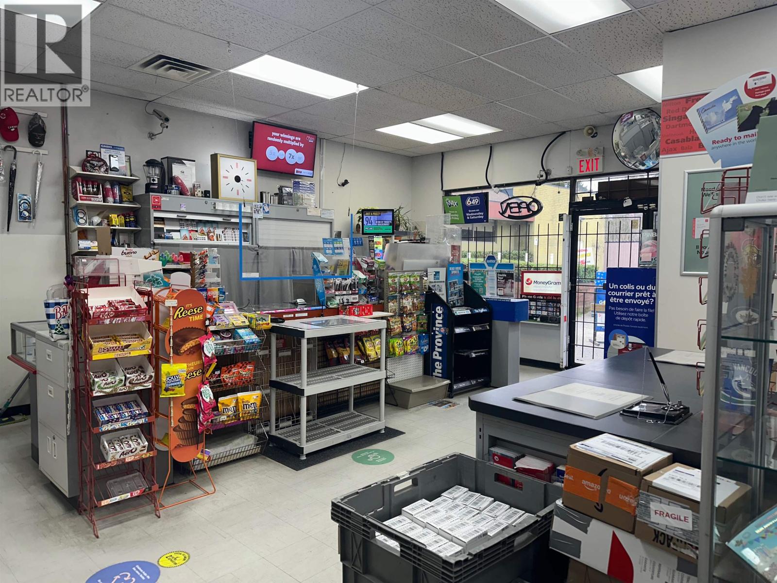 Unknown Address, ,    - Photo 12 - C8077050