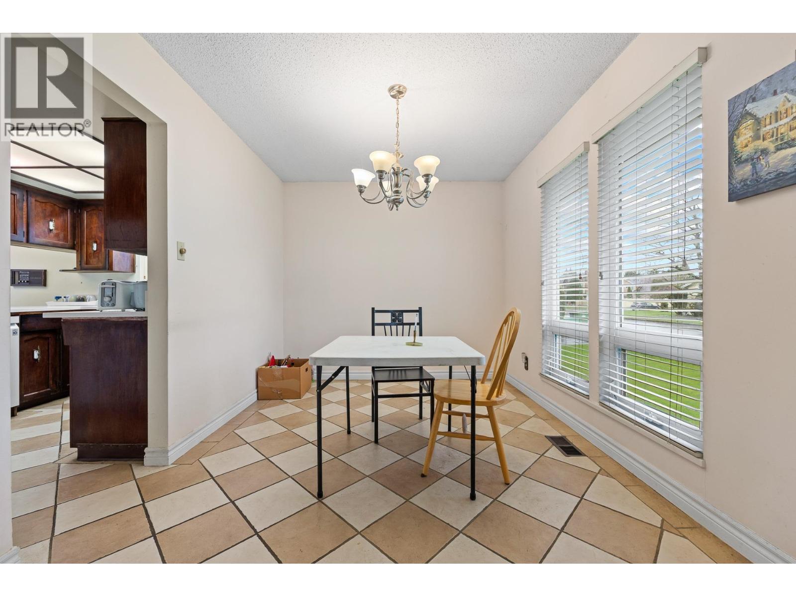 10760 Seamount Road, Richmond, British Columbia  V7A 4P6 - Photo 11 - R3100152