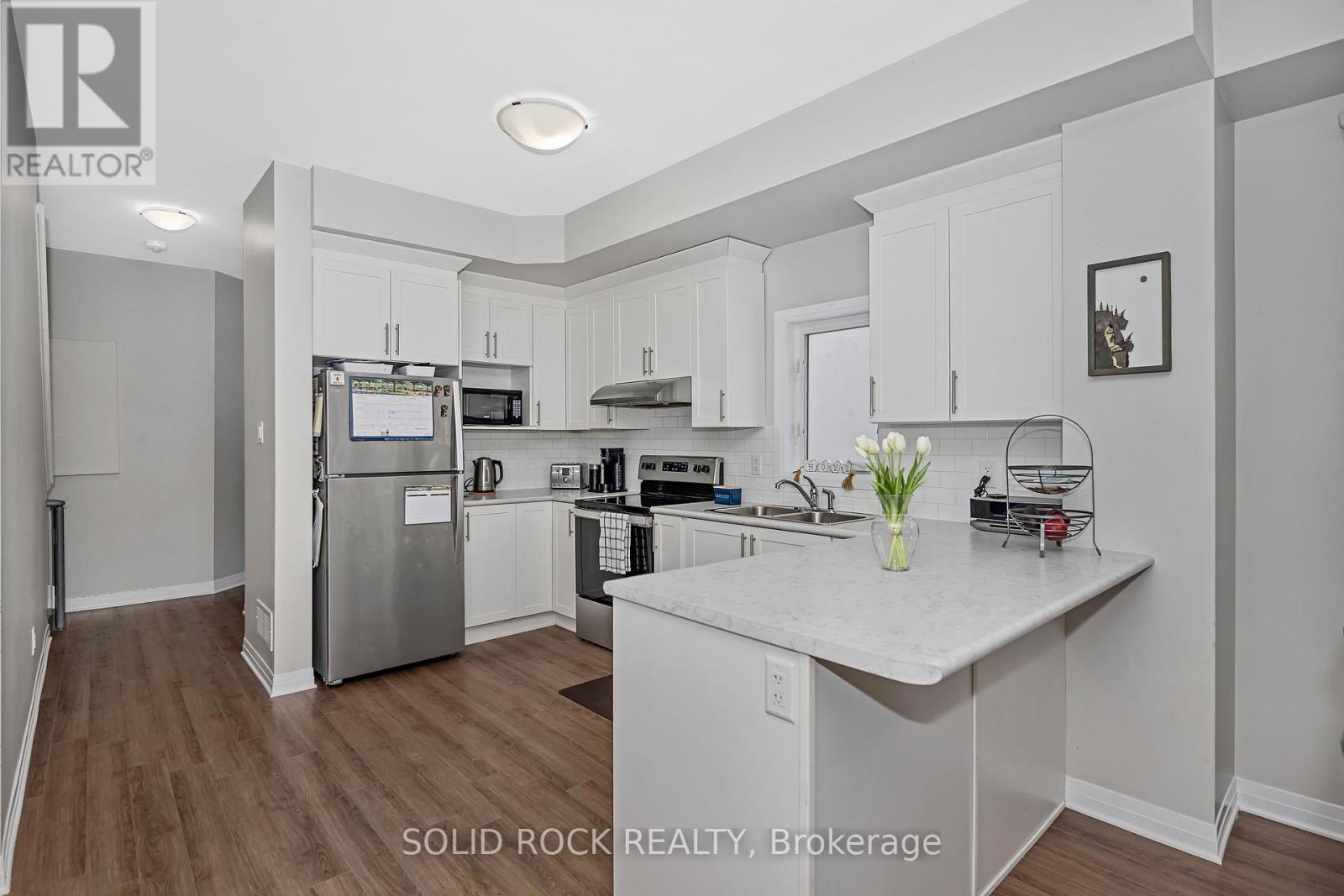 30 Mona Mcbride Drive, Arnprior, Ontario  K7S 2X8 - Photo 6 - X12889420