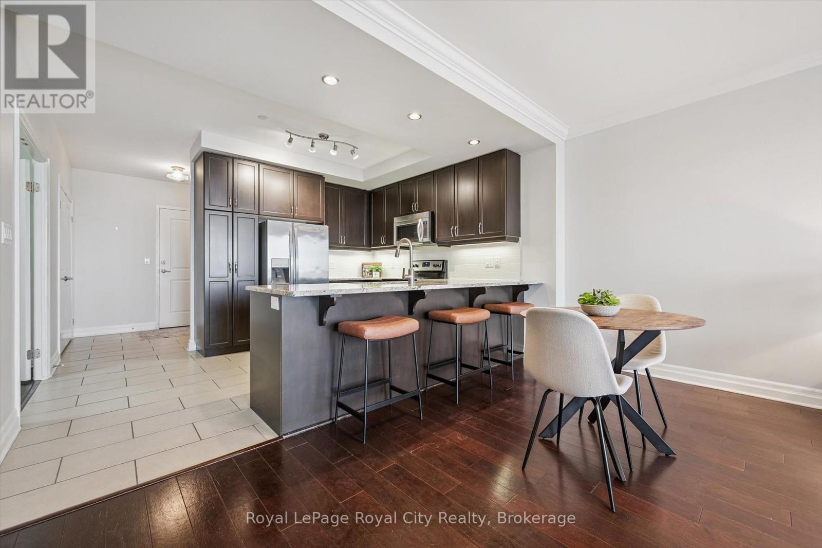 1108 - 160 Macdonell Street, Guelph (Downtown), Ontario  N1H 0A9 - Photo 7 - X12806814