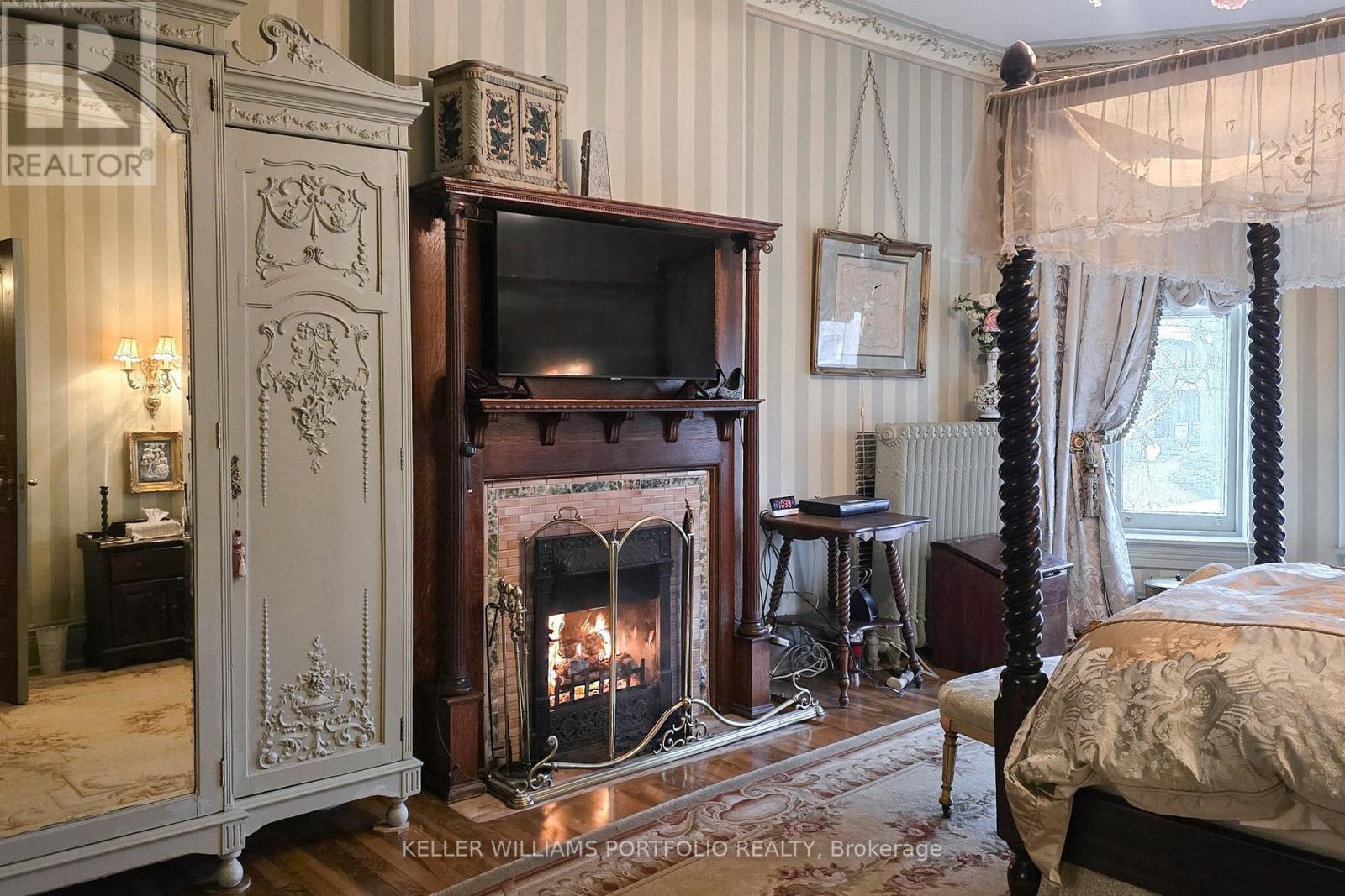 Main & 2nd - 97 Glengrove Avenue W, Toronto, Ontario  M4R 1N8 - Photo 23 - C12889376