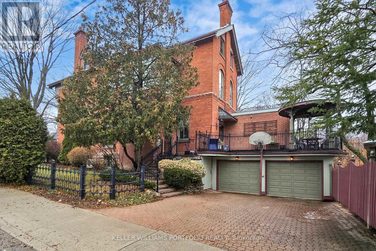 Main & 2nd - 97 Glengrove Avenue W, Toronto, Ontario  M4R 1N8 - Photo 41 - C12889376