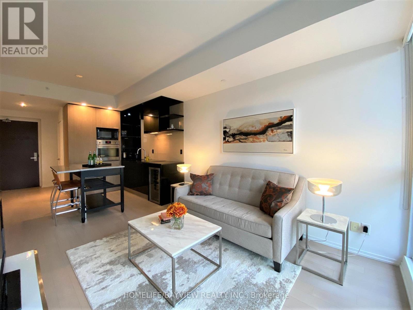 3907 - 70 Temperance Street, Toronto, Ontario  M5H 0B1 - Photo 2 - C12889384