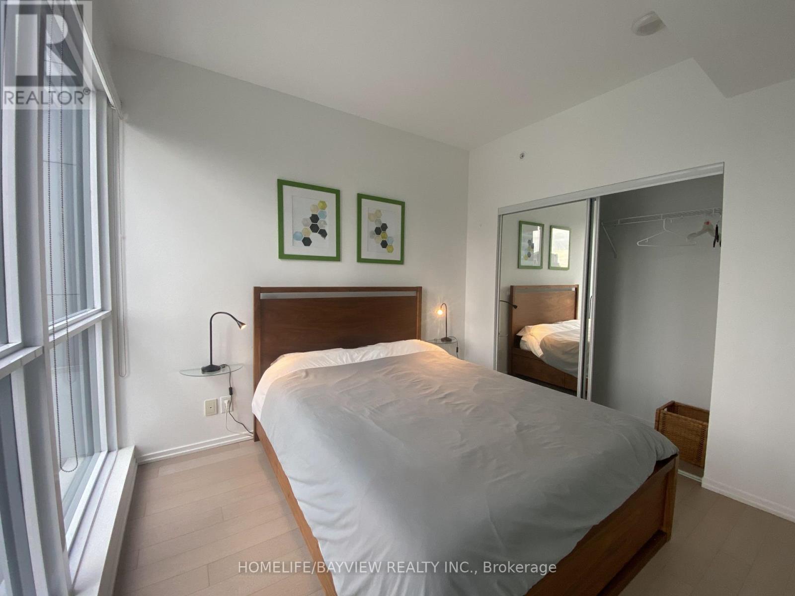 3907 - 70 Temperance Street, Toronto, Ontario  M5H 0B1 - Photo 5 - C12889384