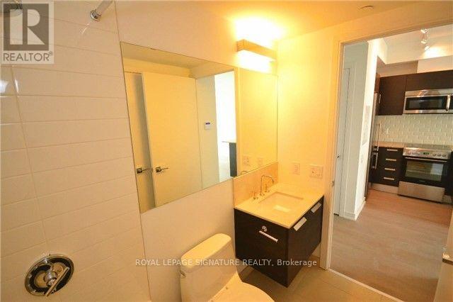 1221 - 57 St Joseph Street, Toronto (Bay Street Corridor), Ontario  M5S 2Y1 - Photo 4 - C12889404