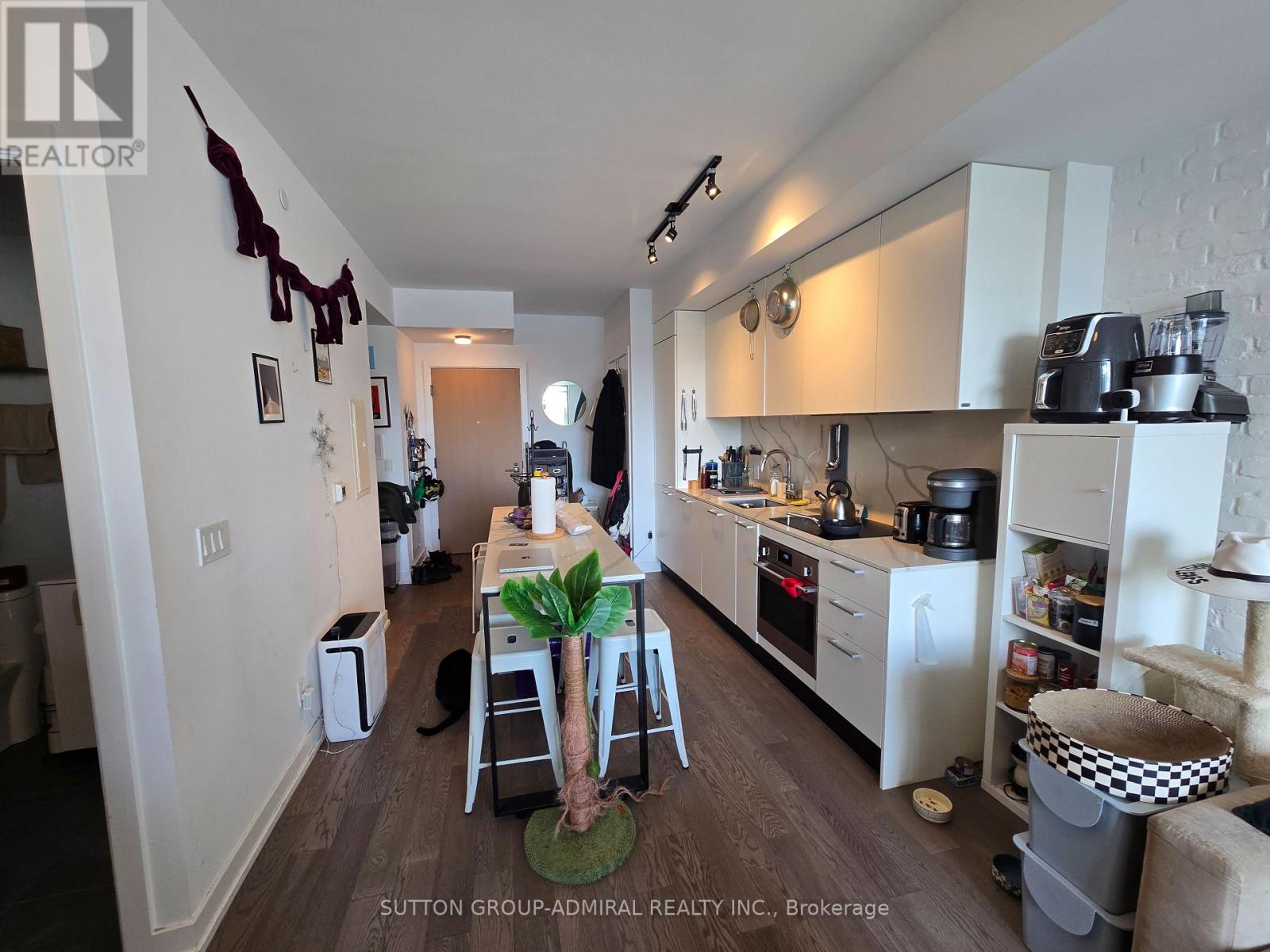 402 - 200 Sudbury Street, Toronto, Ontario  M6J 0H1 - Photo 7 - C12889410