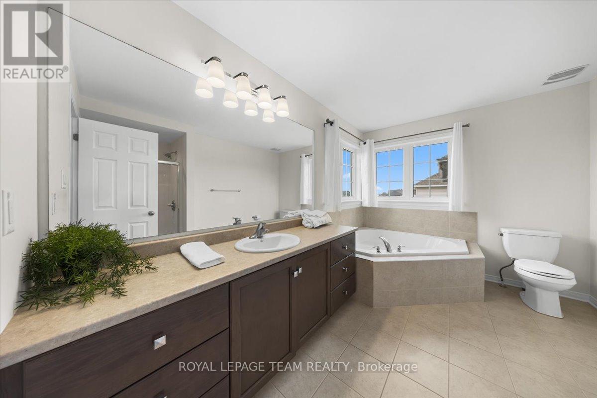 118 Culloden Crescent, Ottawa, Ontario  K2J 5Z9 - Photo 26 - X12889396