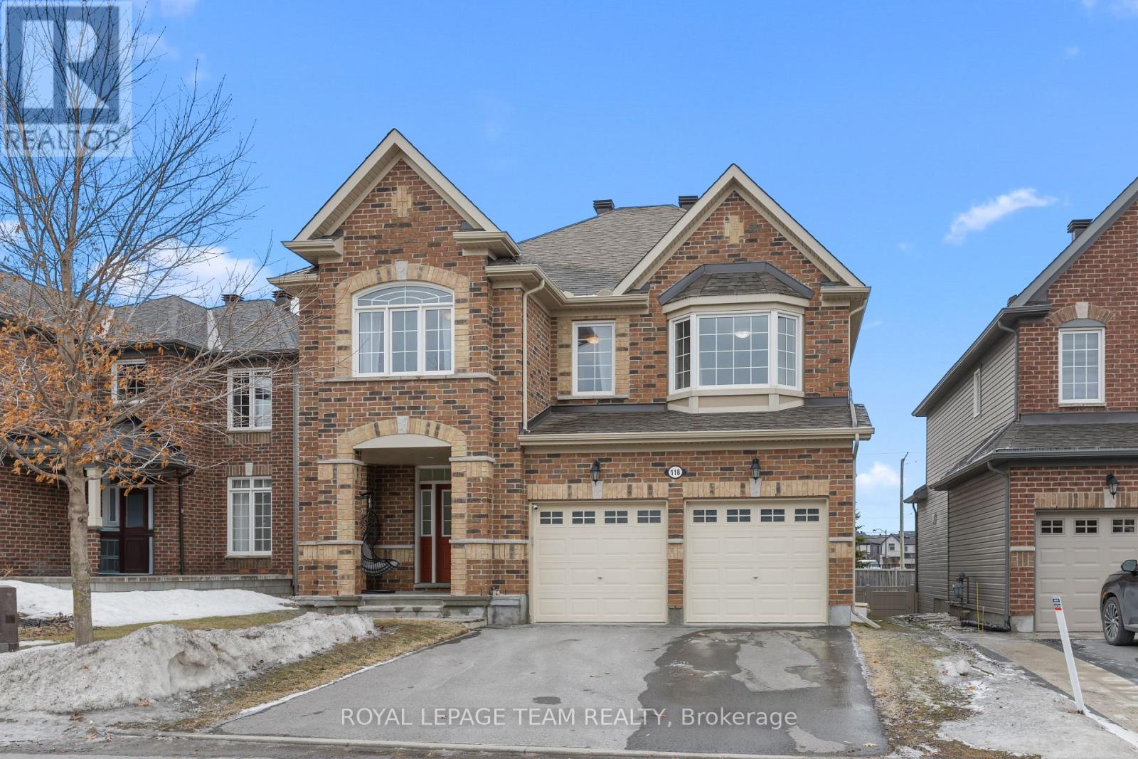 118 Culloden Crescent, Ottawa, Ontario  K2J 5Z9 - Photo 2 - X12889396