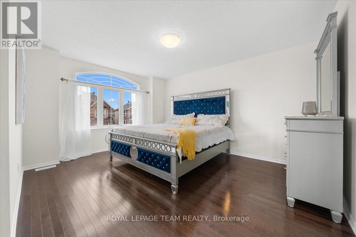 118 Culloden Crescent, Ottawa, Ontario  K2J 5Z9 - Photo 29 - X12889396