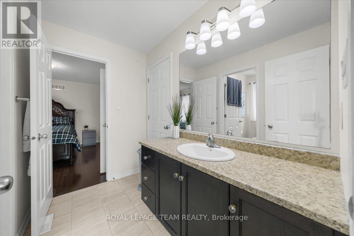 118 Culloden Crescent, Ottawa, Ontario  K2J 5Z9 - Photo 31 - X12889396