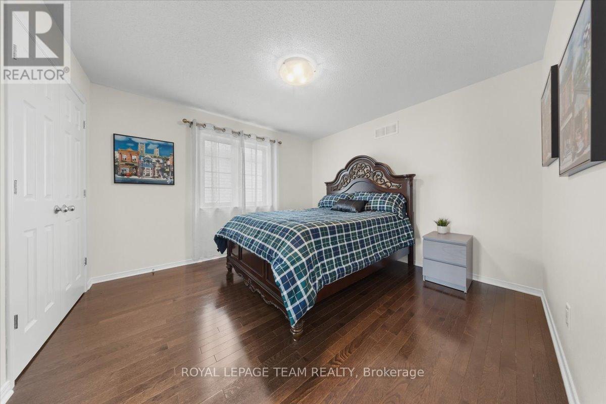 118 Culloden Crescent, Ottawa, Ontario  K2J 5Z9 - Photo 32 - X12889396