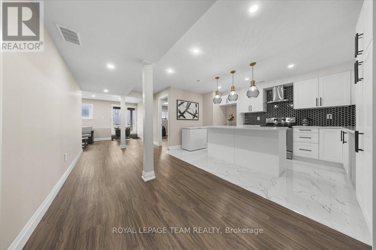 118 Culloden Crescent, Ottawa, Ontario  K2J 5Z9 - Photo 34 - X12889396