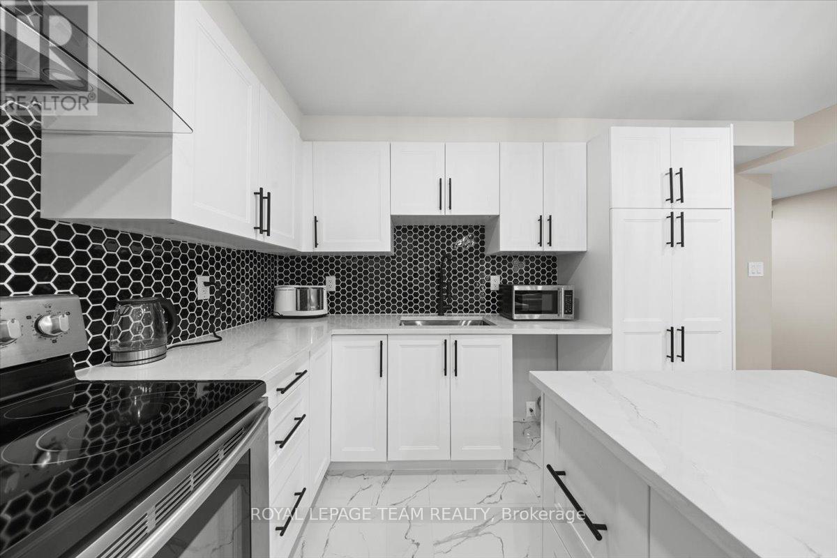 118 Culloden Crescent, Ottawa, Ontario  K2J 5Z9 - Photo 37 - X12889396