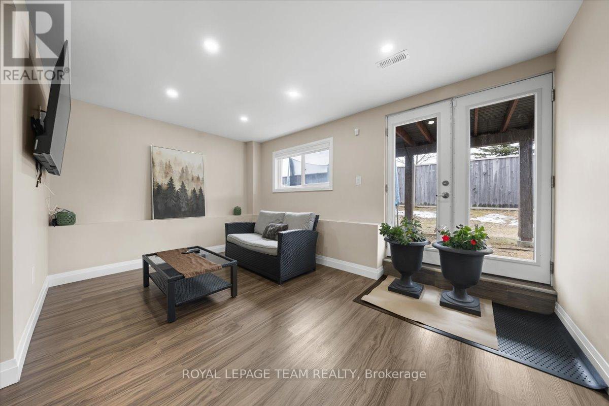 118 Culloden Crescent, Ottawa, Ontario  K2J 5Z9 - Photo 40 - X12889396