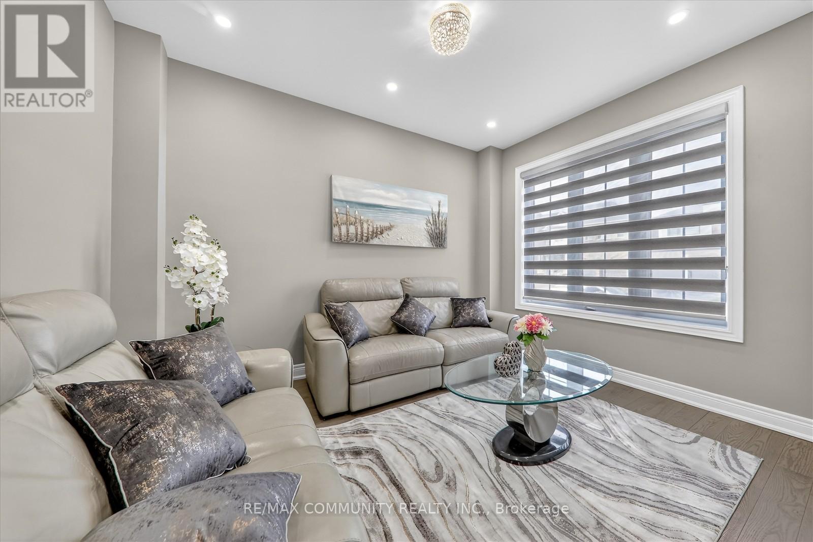 46 Wamsley Crescent, Clarington, Ontario  L1B 0W1 - Photo 6 - E12889388