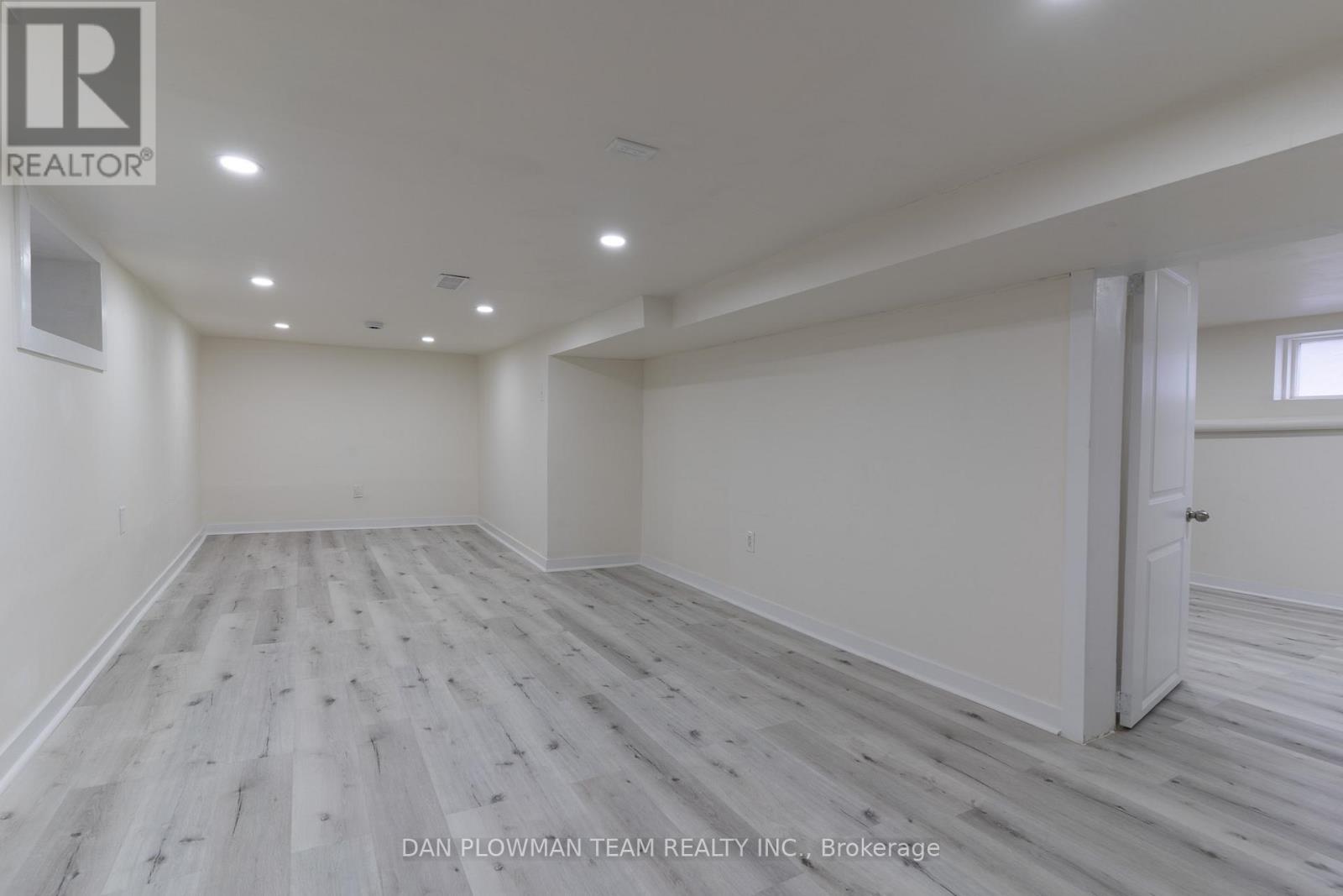 752 Douglas Street, Oshawa, Ontario  L1H 5C7 - Photo 25 - E12889394