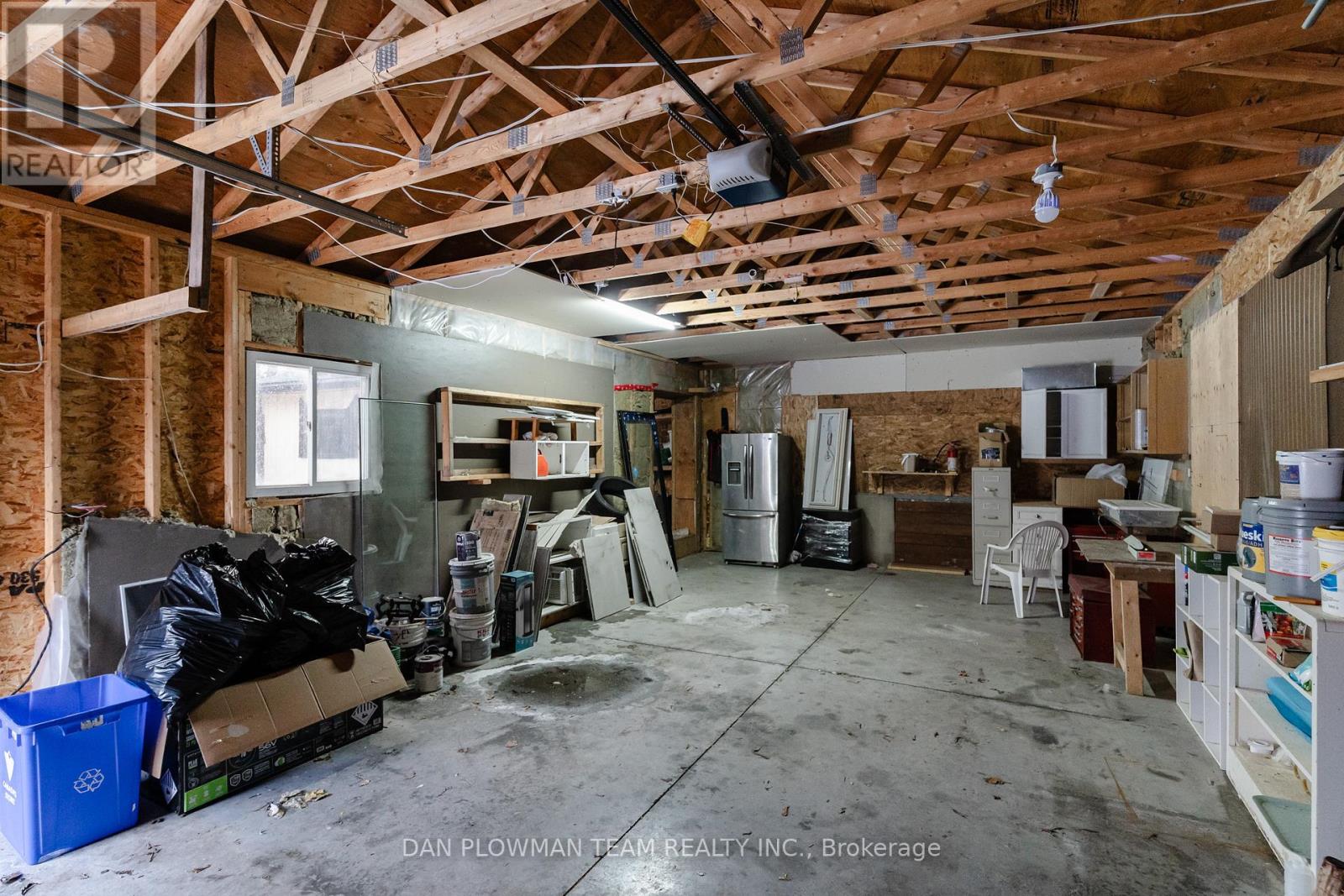 752 Douglas Street, Oshawa, Ontario  L1H 5C7 - Photo 33 - E12889394