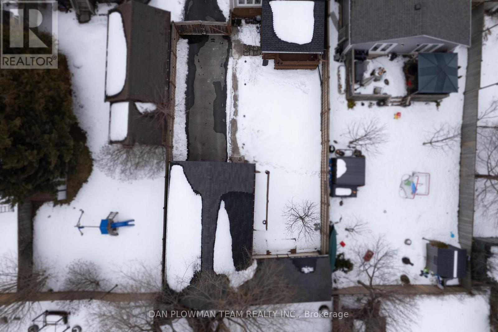 752 Douglas Street, Oshawa, Ontario  L1H 5C7 - Photo 35 - E12889394